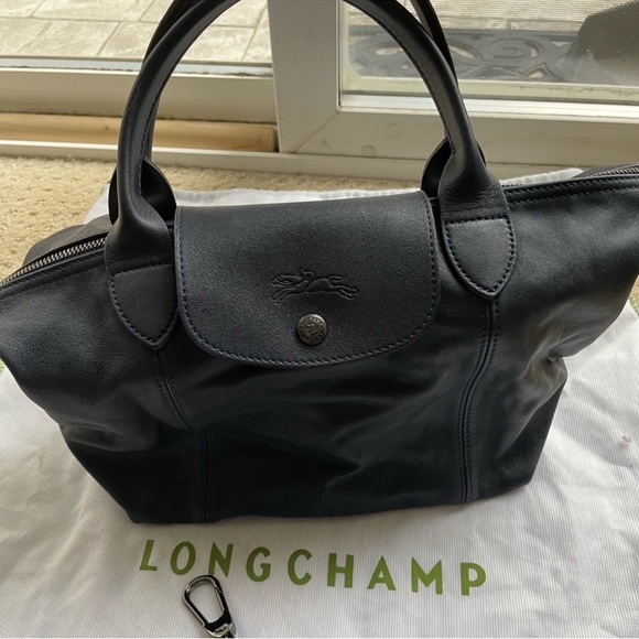 Longchamp Handbags - Dark Navy Blue Longchamp Le Pliage cuir